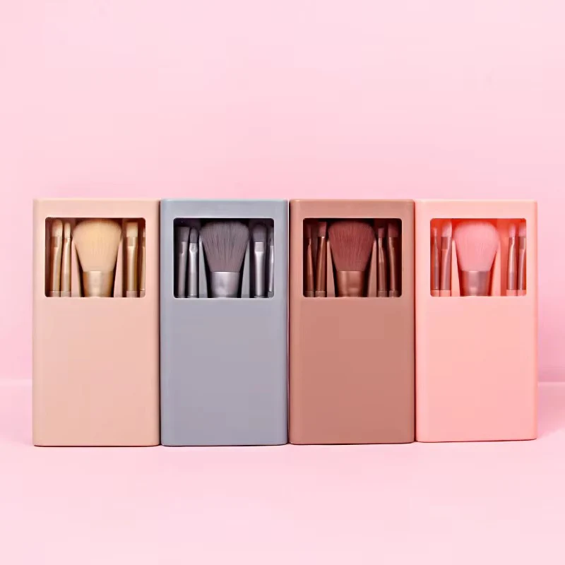 Beauty Travel Makeup Brush Set – 5 Pcs Brushes in Shell Mirror Box (Random Color-Pack of 1) - Image 4