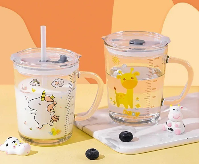 Cartoon Printed Glass Sipper Mug With Silicone Straw - Image 4