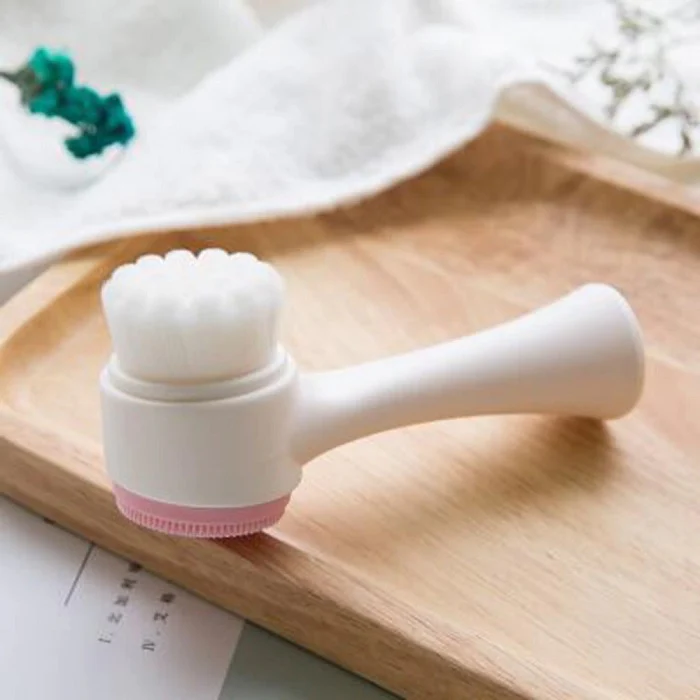 Double Sided Face Cleaning Brush – Deep Cleansing Silicone & Soft Fiber Facial Brush with Massage Effect (Pack of 1) - Image 3